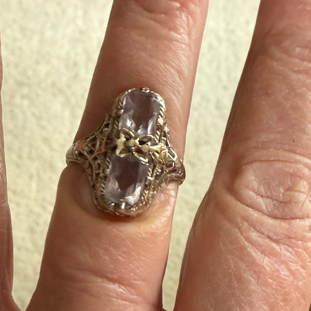 14 K Vintage Antique Double Light Amethyst Beautiful Ring